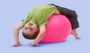 Міжнародний день боротьби зі сколіозом