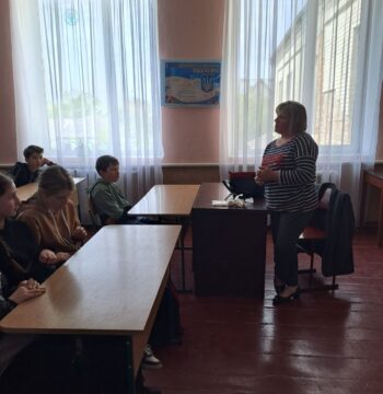 img-f2ef08aea415eecf3b43b4f23b8453af-v